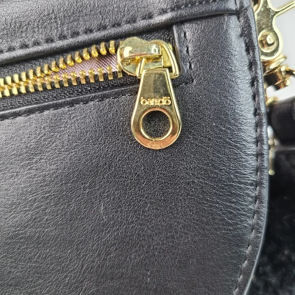 💥 3/$30 Ban.do black faux leather clutch wristlet wallet w/attached poof accent - Picture 7 of 13